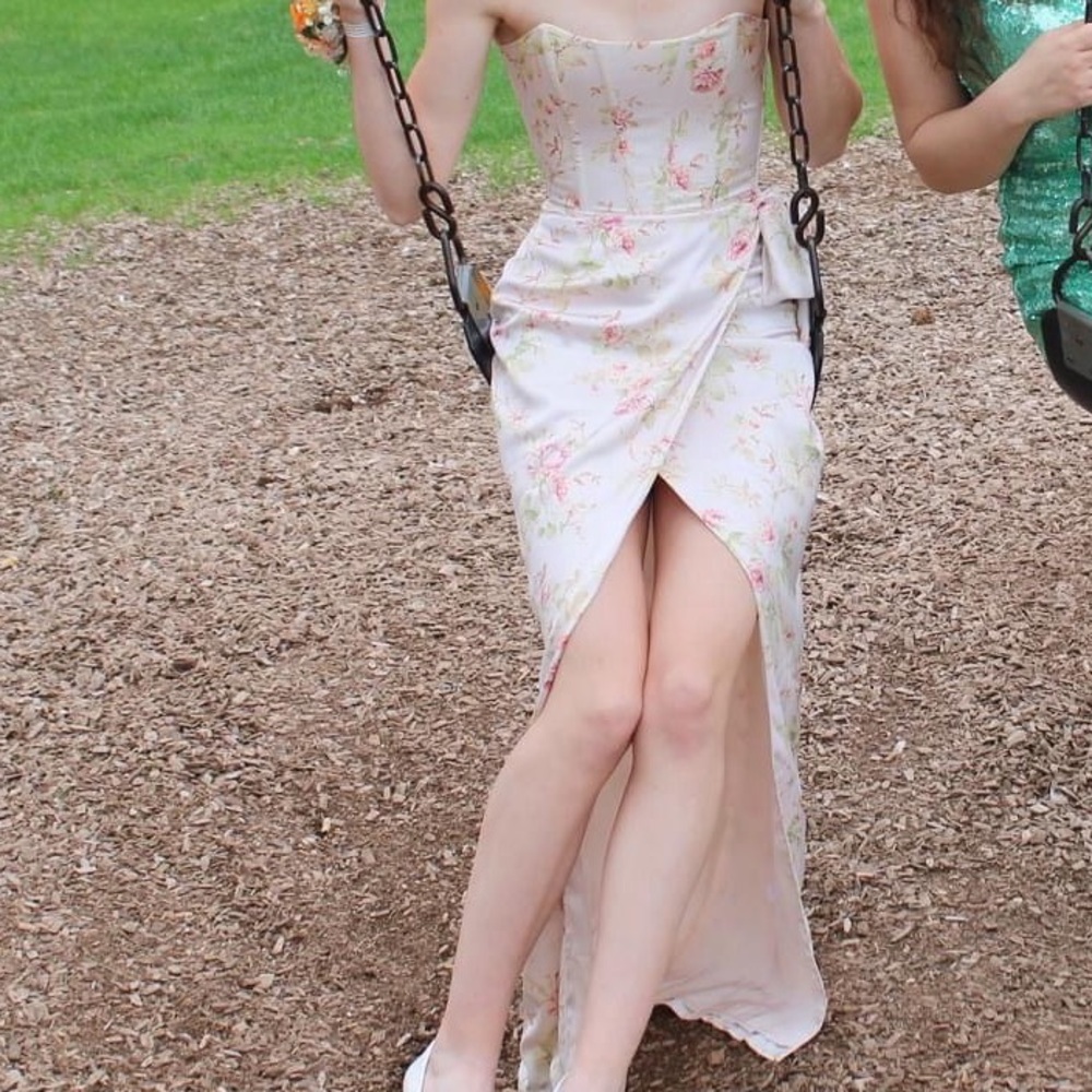 V. Chapman Strapless Floral Dress in Cream and Pink - Picture 7 of 7